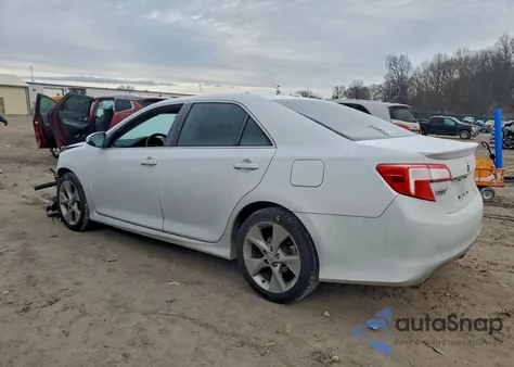2014 Toyota Camry Se z USA, uszkodzony, nr VIN 4T1BK1FKXEU538718